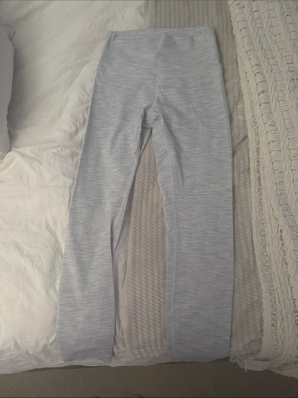 Lululemon Light Heather Gray Align Leggings